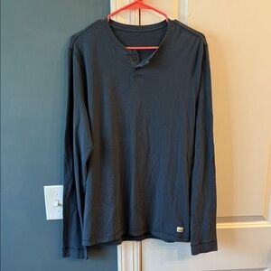 Vuori Long Sleeve Ever Henley
